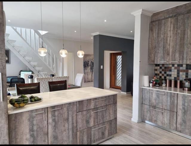 4 BEDROOM HOUSE FOR SALE IN RANDHART